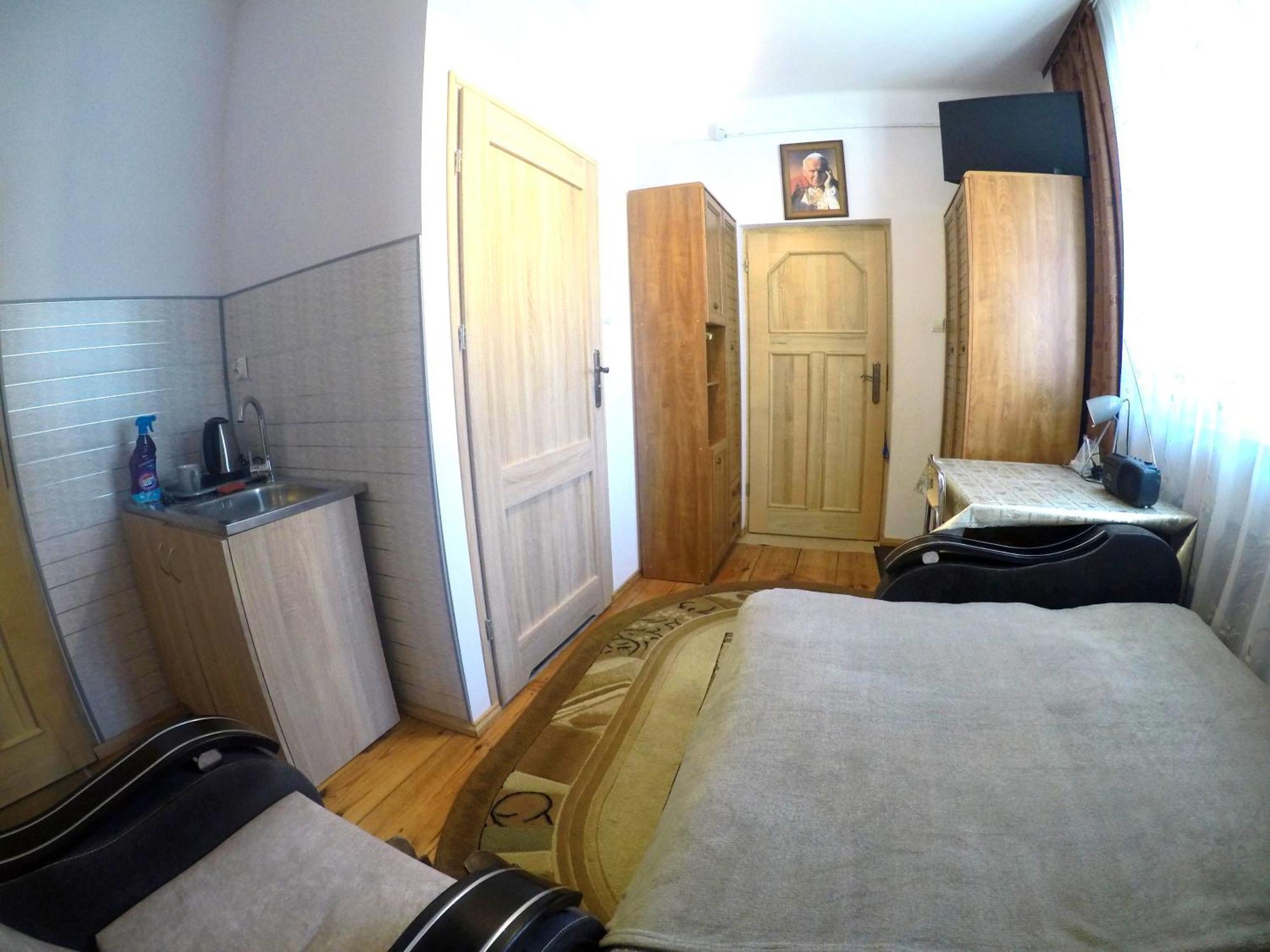Apartment Goscinne, Mieszkanie Na Wynajem W Swidniku K Lublina *
